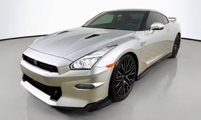2024 Nissan GT-R Premium
