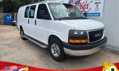 2024 GMC Savana 2500