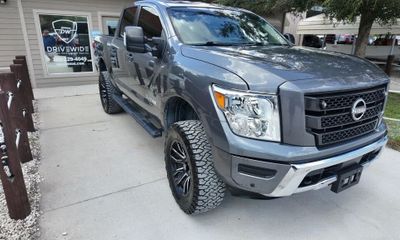 2023 Nissan Titan