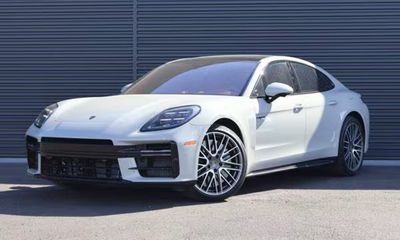 2026 Porsche Panamera S E Hybrid