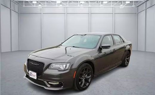 2022 Chrysler 300 Touring L
