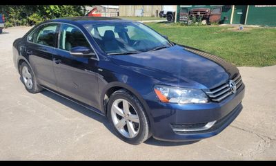 2014 Volkswagen Passat S