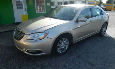 2014 Chrysler 200 LX