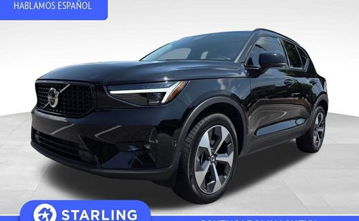 2026 Volvo XC40 Plus Dark