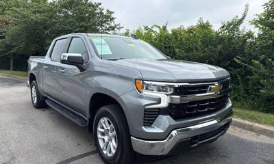 2024 Chevrolet Silverado LT