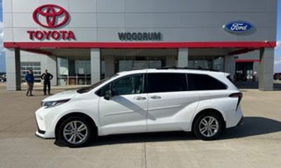 2023 Toyota Sienna XSE