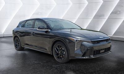 2026 Kia K4 GT Line Turbo
