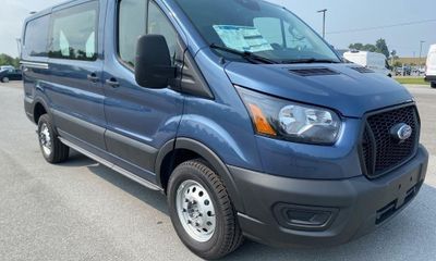 2025 Ford Transit LOW Roof