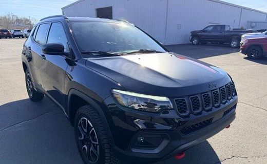 2025 Jeep Compass Trailhawk
