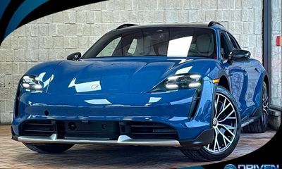 2023 Porsche Taycan Turbo S Cross