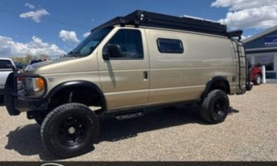 2000 Ford E-350 SD