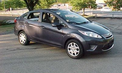 2013 Ford Fiesta SE