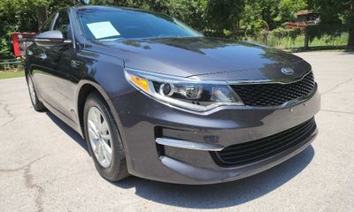 2018 Kia Optima LX