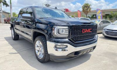 2018 GMC Sierra SLT