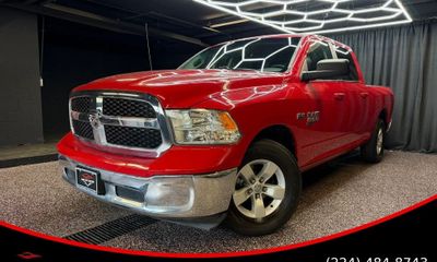 2020 Ram 1500 SLT