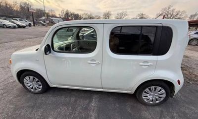 2011 Nissan Cube 18 S