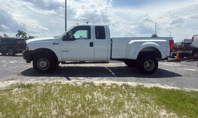 2004 Ford F-350 Base