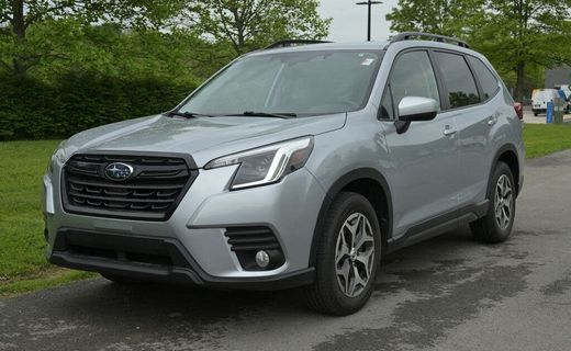 2022 Subaru Forester Premium