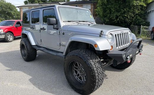 2013 Jeep Wrangler Sahara