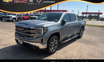 2026 GMC Sierra SLT