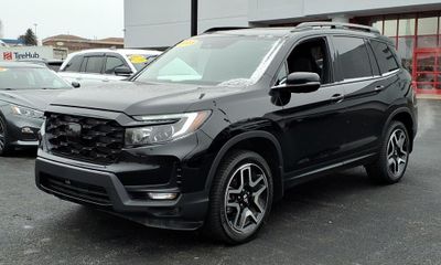 2023 Honda Passport Elite