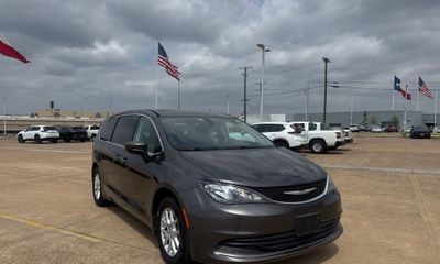 2017 Chrysler Pacifica Touring