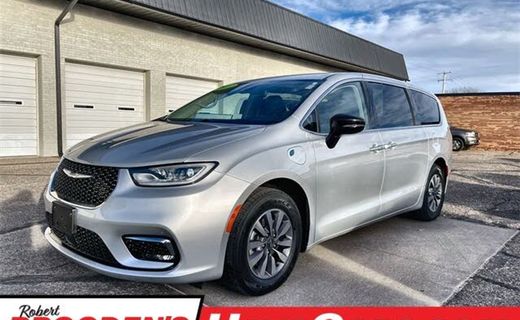 2024 Chrysler Pacifica Select