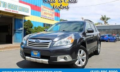 2012 Subaru Outback Limited M R
