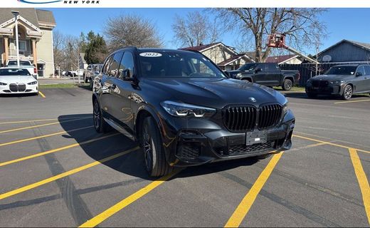 2022 BMW X5 M50I