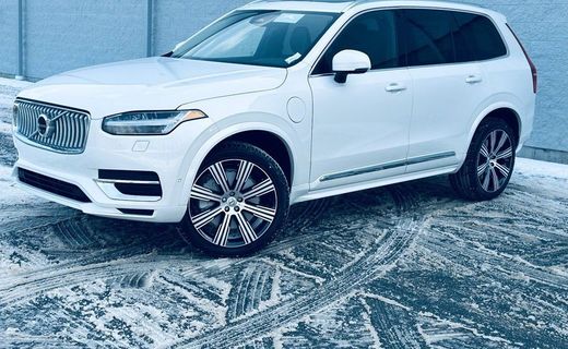 2024 Volvo XC90 Plus Bright