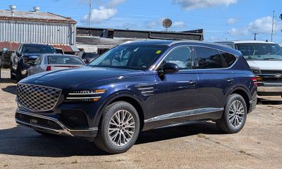 2025 Genesis GV80 2 5T Standard