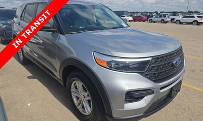 2022 Ford Explorer Base