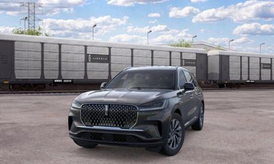2026 Lincoln Aviator Base