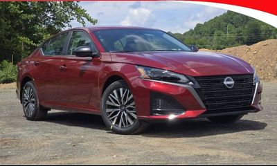 2026 Nissan Altima SV