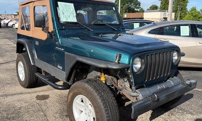 1997 Jeep Wrangler SE TJ