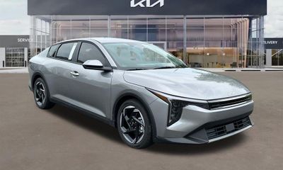 2026 Kia K4 EX