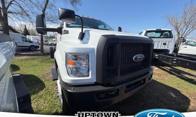 2027 Ford F-750 Straight Frame Gas 750