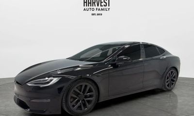 2021 Tesla Model S Plaid