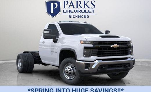 2025 Chevrolet Silverado HD Work Truck
