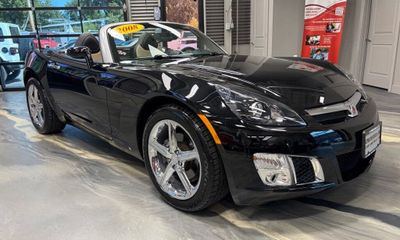 2008 Saturn SKY RED Line