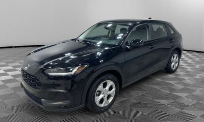 2025 Honda HR-V LX