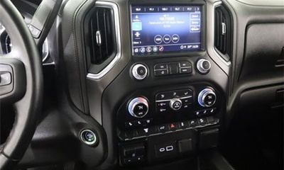 2021 GMC Sierra AT4