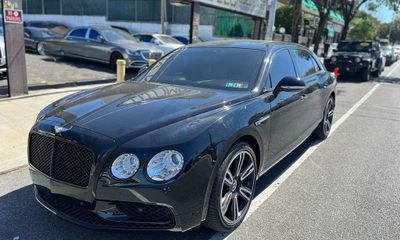 2018 Bentley Flying Spur V8 S