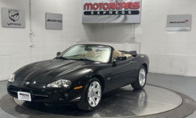 2000 Jaguar XK8