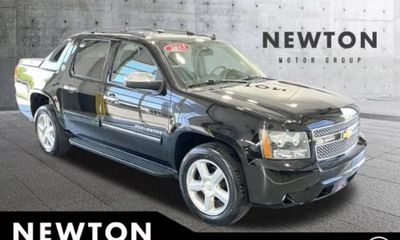 2013 Chevrolet Avalanche LS