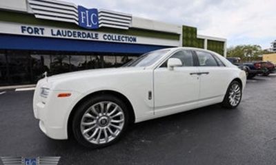 2013 Rolls-Royce Ghost Sedan