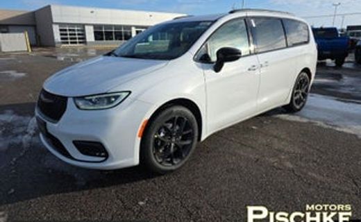 2027 Chrysler Pacifica LX