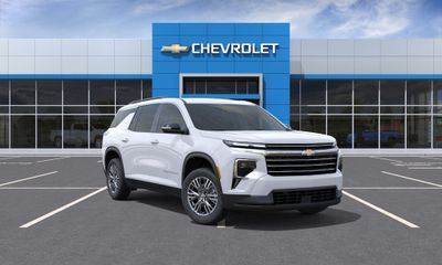 2027 Chevrolet Traverse LT