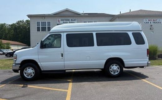 2012 Ford E-350 XL