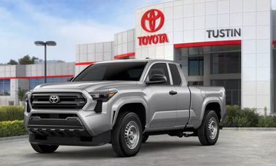 2026 Toyota Tacoma SR Xtracab